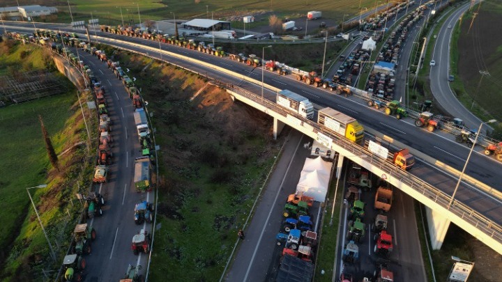 Ερωτήματα για τη στάση του Αρείου Πάγου: Παρέμβαση για τα μπλόκα των αγροτών, σιωπή σε άλλες σοβαρές υποθέσεις Άρειος Πάγος και αγροτικές κινητοποιήσεις